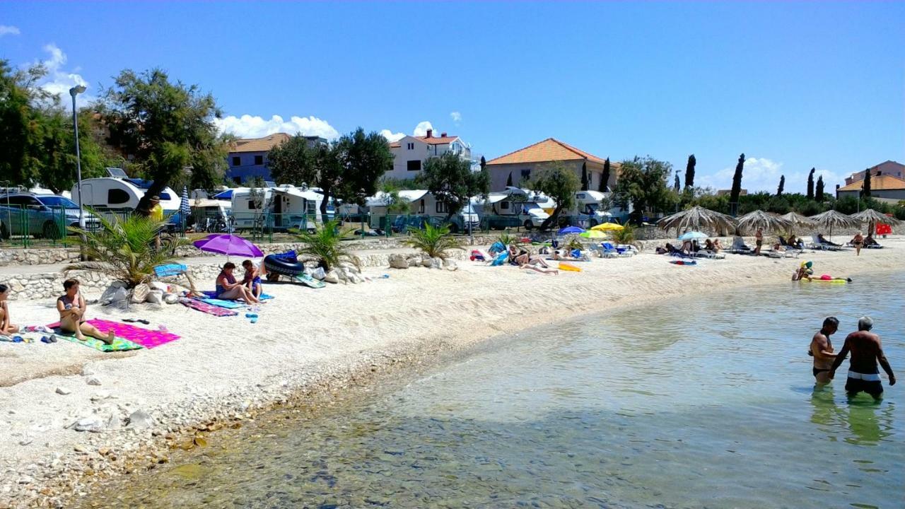 Lambrisa Apartment Trogir Bagian luar foto