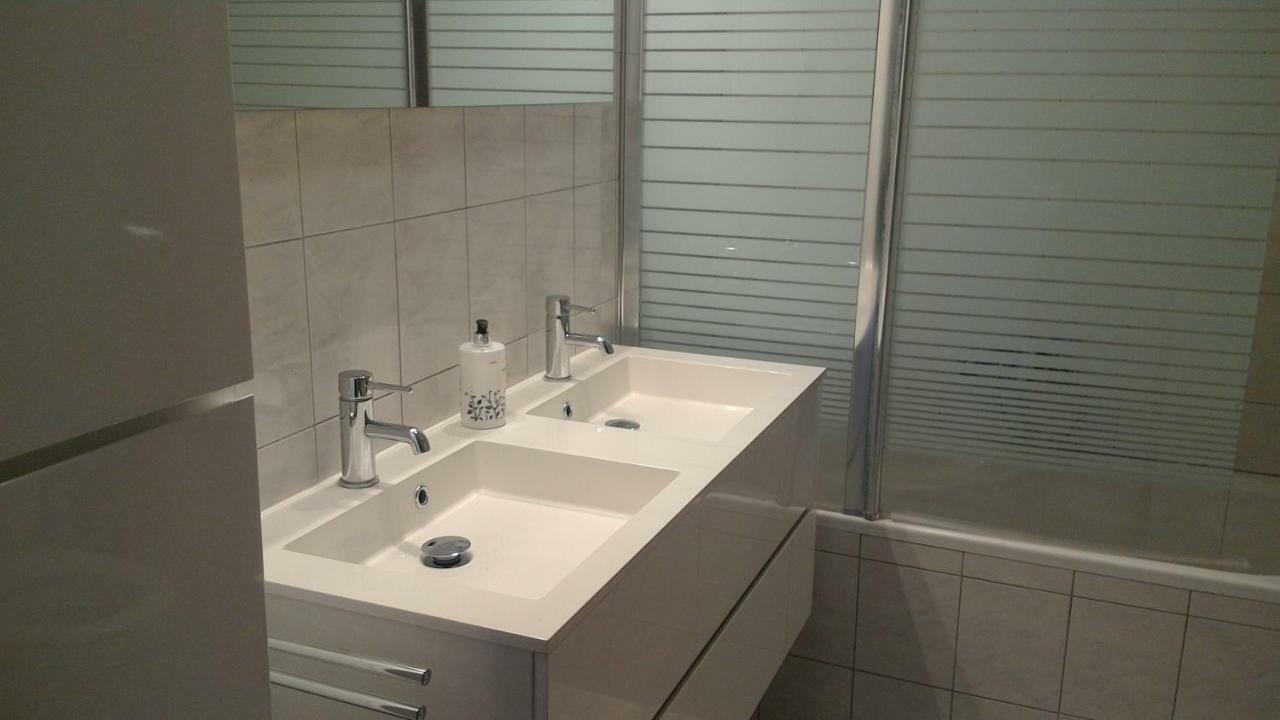 Lambrisa Apartment Trogir Bagian luar foto