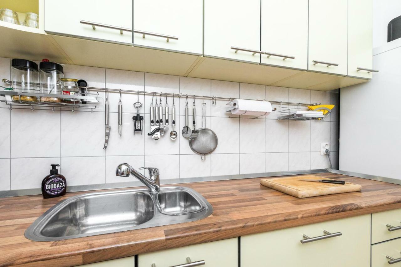 Lambrisa Apartment Trogir Bagian luar foto